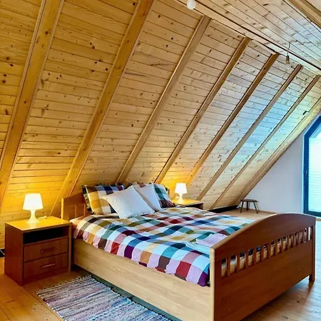 Vikendica Sa Bazenom U Blizini Beograda Veliki Borak